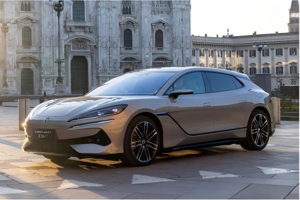 denza-z9gt-electric-vehicle-exterior design
